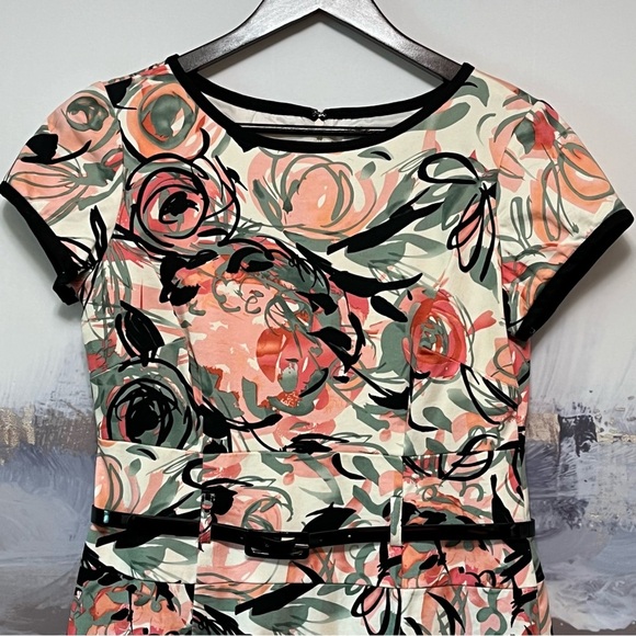 MADISON LEIGH Abstract Floral Sheath Dress Size 6 Belted Midi Stretch Cap Sleeve - Picture 2 of 13